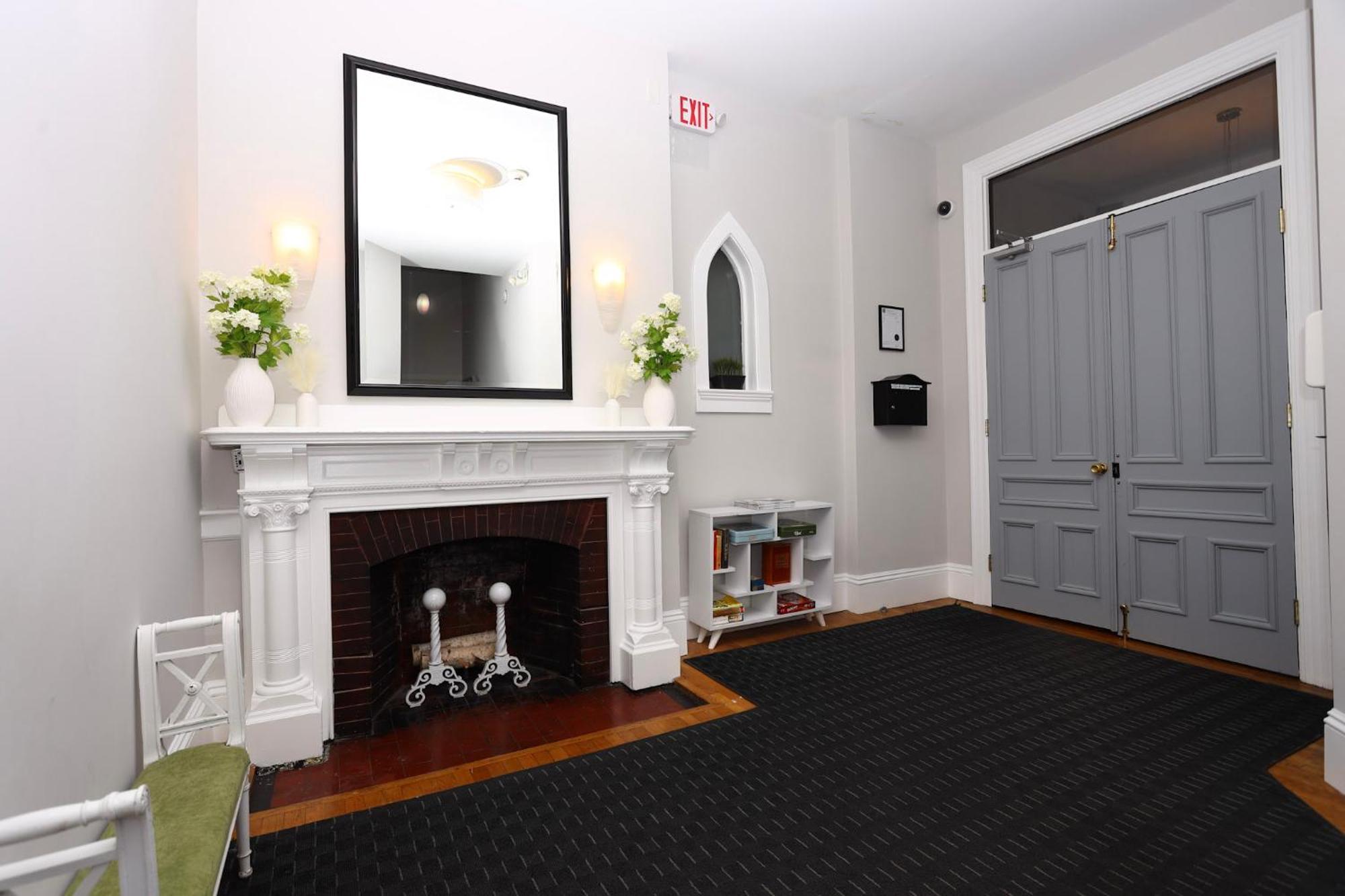 Cozy & Stylish Newbury Street Studio, #9 보스톤 외부 사진
